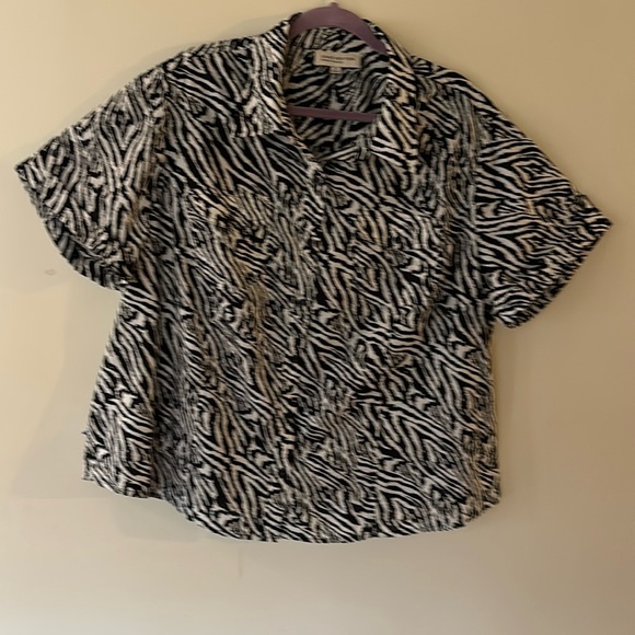 Jones New York Sport Woman Zebra Print Button Down Shirt Short Sleeves Size 3X - Picture 1 of 8